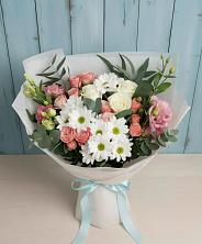 Букет цветов из:  Розы, Лизиантусы и Хризантемы в Целинном Алтайского края