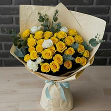 Букет цветов из:  Розы в Целинном Алтайского края