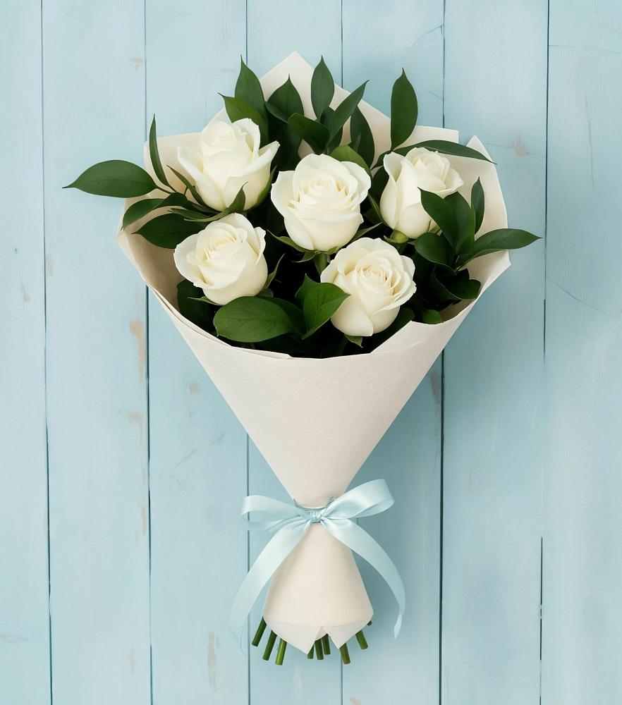 Букет цветов из: Розы в Целинном Алтайского края