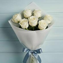 Букет 7 Белых роз Эдлесс Лав в Целинном Алтайского края