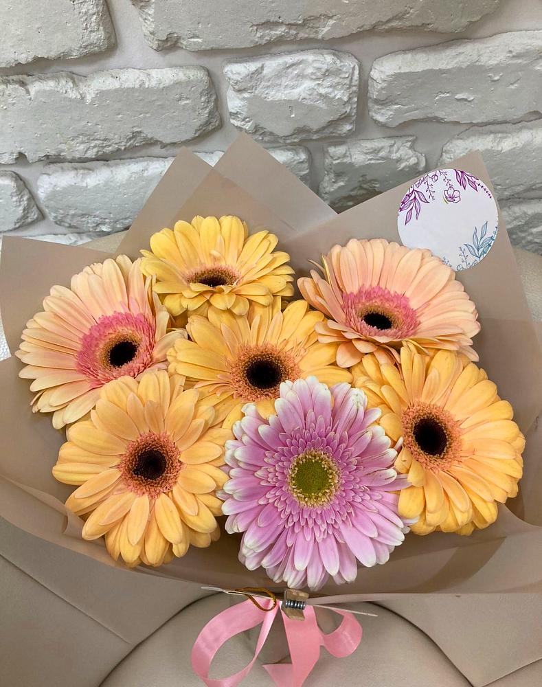 Букет цветов из: Герберы в Целинном Алтайского края