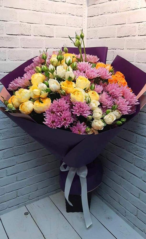 Букет цветов из: Хризантемы и Розы в Целинном Алтайского края