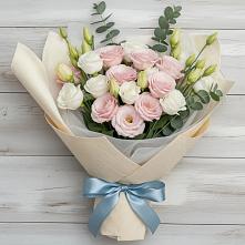 Букет цветов из:  Лизиантусы в Целинном Алтайского края