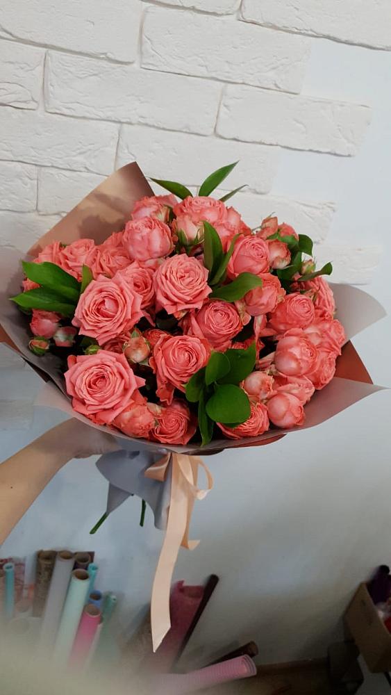 Букет цветов из: Розы в Целинном Алтайского края