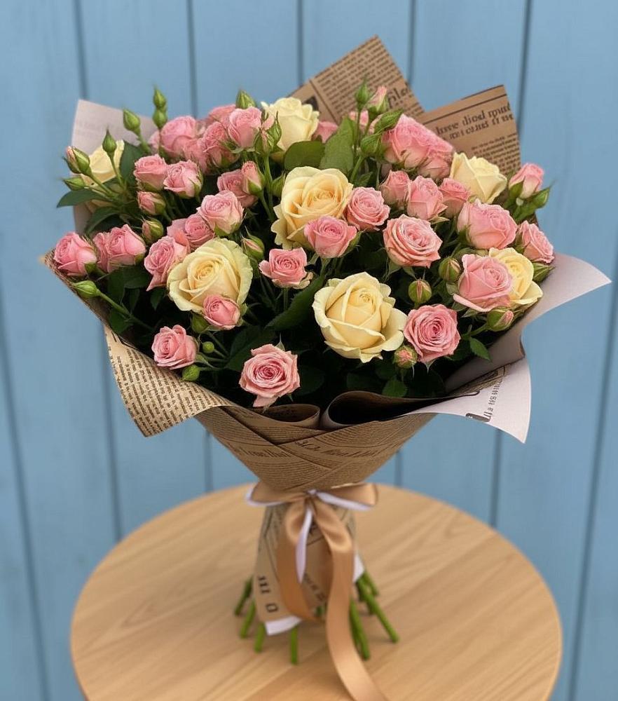 Букет цветов из: Розы в Целинном Алтайского края