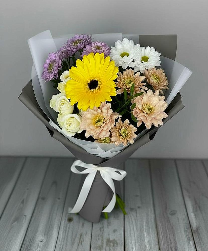 Букет цветов из: Розы, Герберы и Хризантемы в Целинном Алтайского края
