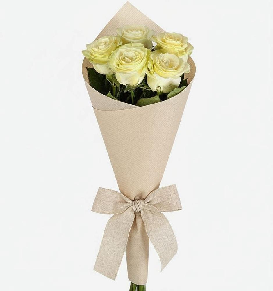 Букет цветов из: Розы в Целинном Алтайского края