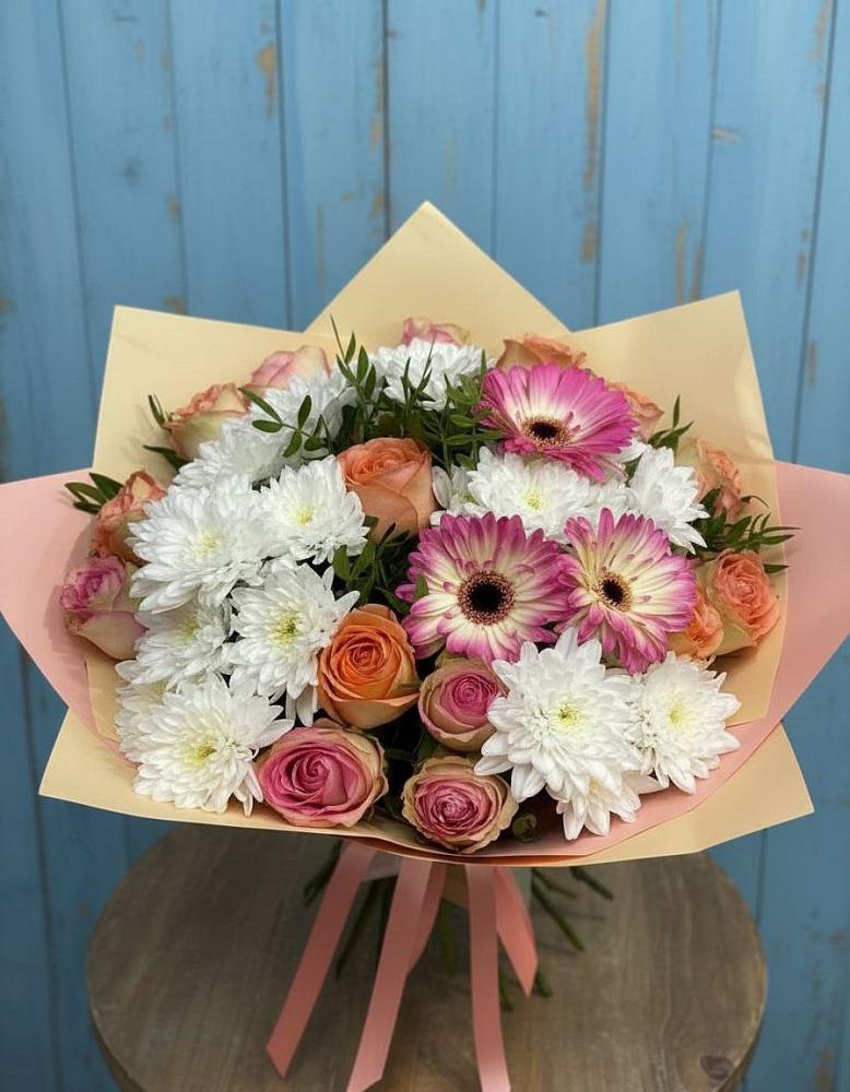 Букет цветов из: Розы, Герберы и Хризантемы в Целинном Алтайского края
