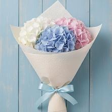 Букет цветов из:  Гортензия в Целинном Алтайского края