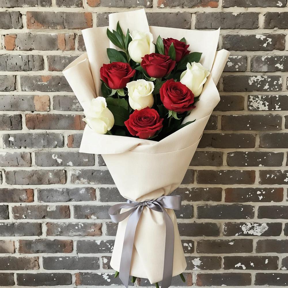 Букет цветов из: Розы в Целинном Алтайского края