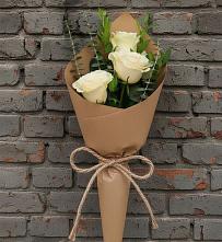 Букет цветов из:  Розы в Целинном Алтайского края