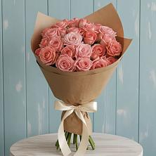 Букет цветов из:  Розы в Целинном Алтайского края