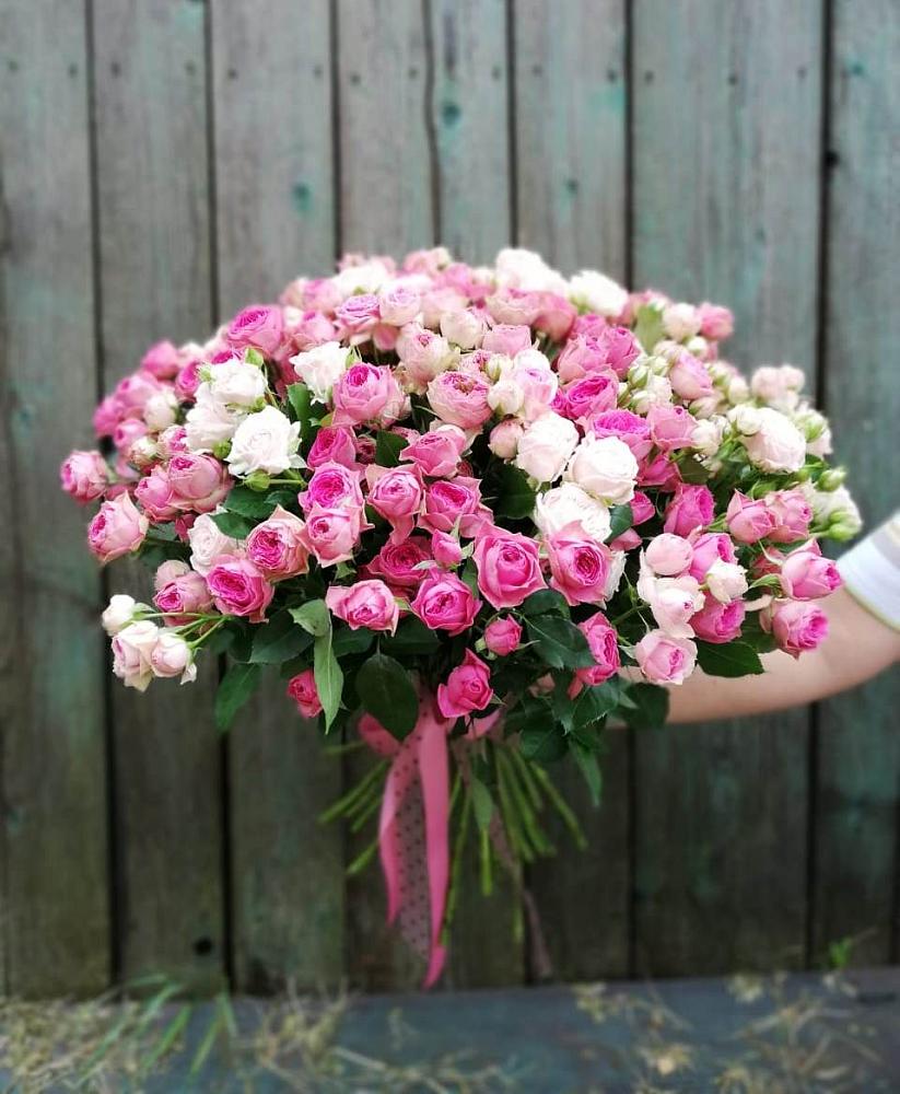 Букет Розовые кустовые розы Натали и Лав Лидия в Целинном Алтайского края