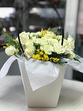 Цветочная композиция из Розы  в Целинном Алтайского края