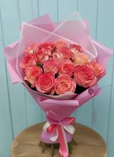 Букет 15 Розовых роз Равель в Целинном Алтайского края