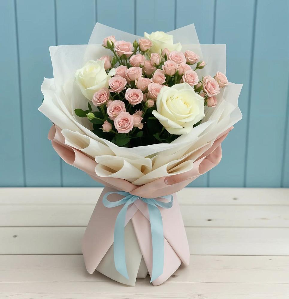 Букет цветов из: Розы в Целинном Алтайского края