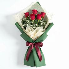 Букет цветов из:  Розы в Целинном Алтайского края